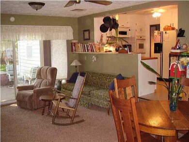 Main Floor Family RoomBath