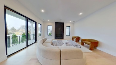 338 Nevada St unit 338, Newton, MA 02460 - photo 5