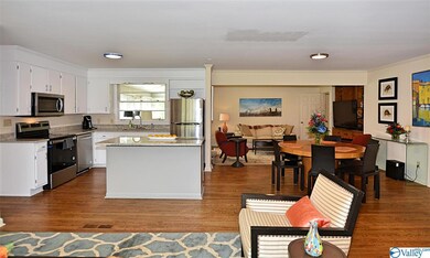 6404 Chadwell Rd SW, Huntsville, AL 35802 - photo 5