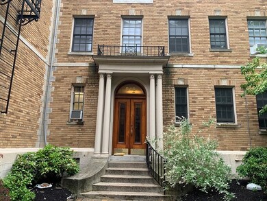 848 Massachusetts Ave unit 6, Cambridge, MA 02139 - photo 4