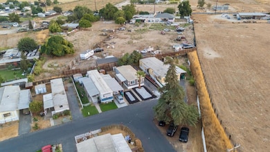 15761 Woods St unit 24, Delhi, CA 95315 - photo 5