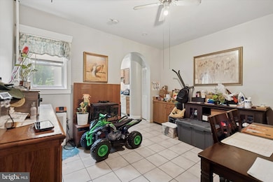 626 E Main St, Norristown, PA 19401 - photo 6