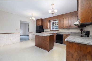 6 El Toro Dr, Bristol, CT 06010 - photo 4