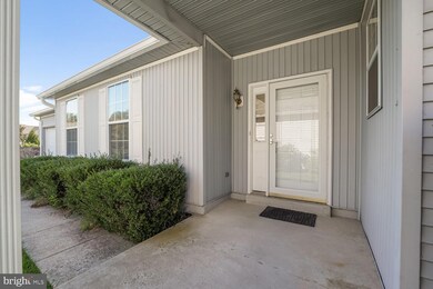 1214 N Fox Cub Hollow unit 263, Glen Mills, PA 19342 - photo 4