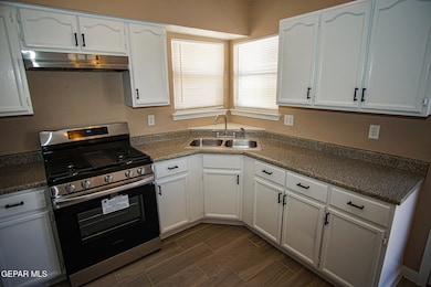 284 Sandy Hills Ln, El Paso, TX 79928 - photo 6