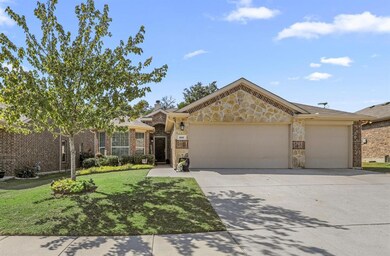 237 Orbit Dr, Lavon, TX 75166 - photo 2