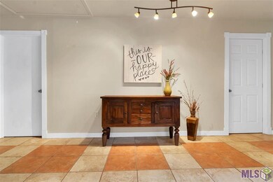 3454 Hancock St, Zachary, LA 70791 - photo 2