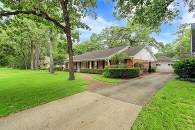 13035 Taylorcrest Rd, Houston, TX 77079 - photo 2