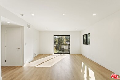 2845 Marsh St unit 1/2, Los Angeles, CA 90039 - photo 4