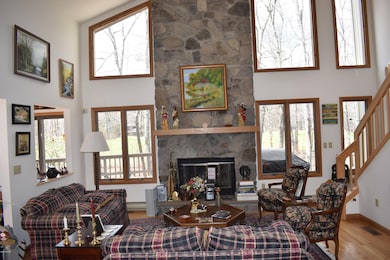 324 Canoe Brook Dr, Hawley, PA 18428 - photo 6