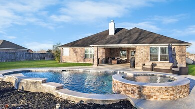 10706 Harry Dr, Needville, TX 77461 - photo 3