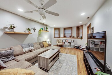 2911 N Talman Ave unit 1, Chicago, IL 60618 - photo 5