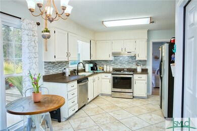 117 Chatsworth Rd, Savannah, GA 31410 - photo 5