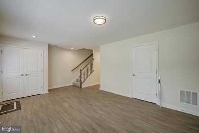 2728 Pinebrook Rd, Landover, MD 20785 - photo 6