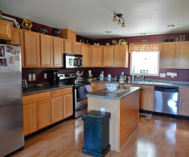 Large Modern Kitchen