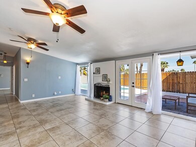 006_Living Room