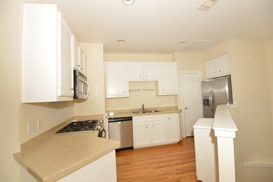 3721 Main Plaza Dr, Houston, TX 77025 - photo 7