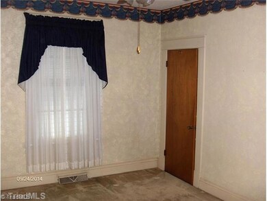 2nd Bedroom.