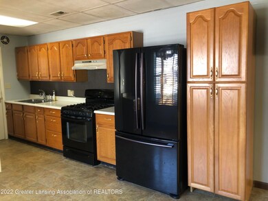 5027 Delbrook Ave, Lansing, MI 48910 - photo 5