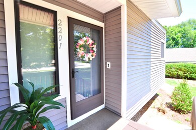 2201 Mill Pond Dr unit 2201, South Windsor, CT 06074 - photo 2