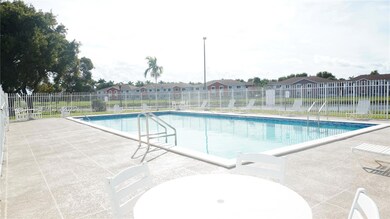 10370 SW 220th St unit 227, Cutler Bay, FL 33190 - photo 2