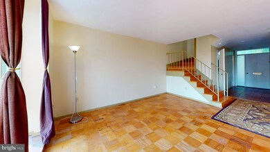 5729 N Kings Hwy, Alexandria, VA 22303 - photo 4