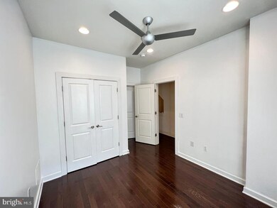 2660 Collins St, Philadelphia, PA 19125 - photo 4