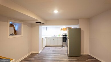 622 E 33rd St unit 1, Baltimore, MD 21218 - photo 3