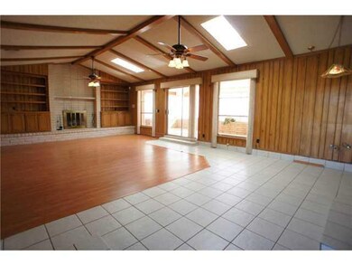 10716 Janway Dr, El Paso, TX 79935 - photo 3