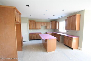 339 Canter Dr, Dallas, PA 18612 - photo 6