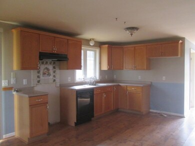 2 Pemigewasset Cir, Derry, NH 03038 - photo 4