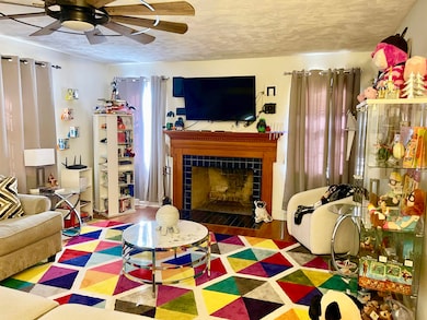 7 N Humphrey St, Inman, SC 29349 - photo 5