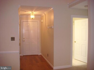9220 Cardinal Forest Ln unit 9220-L, Lorton, VA 22079 - photo 5