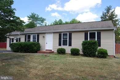 11002 Huntington Woods Cir, Fredericksburg, VA 22407 - photo 2
