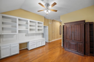 17707 Noble Oak Ct, Houston, TX 77095 - photo 4