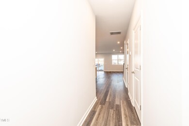 03-Entryway