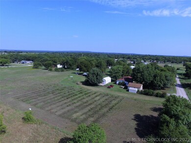 2455 N 186 Rd, Mounds, OK 74047 - photo 5