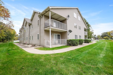 2515 Longwood Dr unit 202, Highland, IN 46322 - photo 4