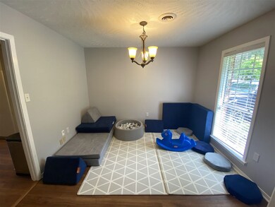 907 Oakhill Cir, Clinton, MS 39056 - photo 7