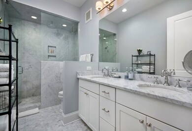 2242 W Lawrence Ave unit 301, Chicago, IL 60625 - photo 7