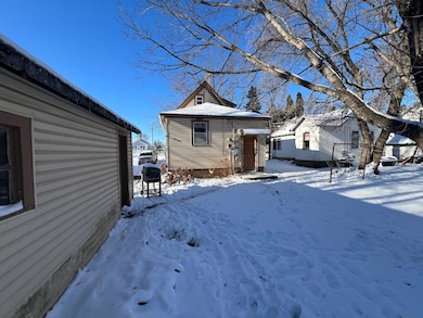 1018 1st St SE, Wadena, MN 56482 - photo 3