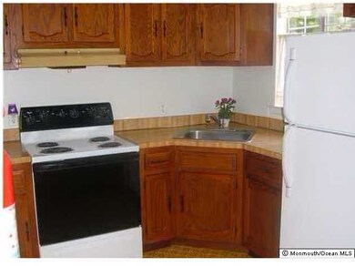 12D Easton Dr unit C, Whiting, NJ 08759 - photo 2