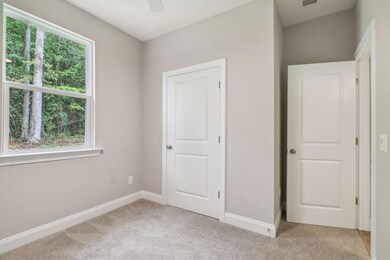 1197 Douglas MacArthur St SW-015