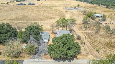 1090 Cougar Rd, Lipan, TX 76462 - photo 4