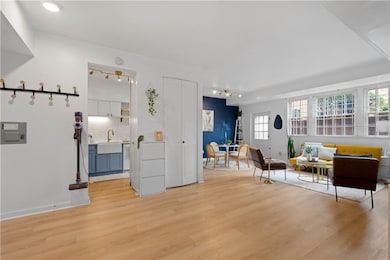 5825 Fifth Ave unit A1, Pittsburgh, PA 15232 - photo 7