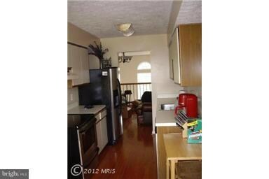 13945 Big Yankee Ln unit 13945, Centreville, VA 20121 - photo 3