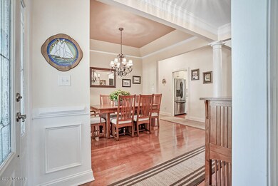 3919SagewoodPath-02