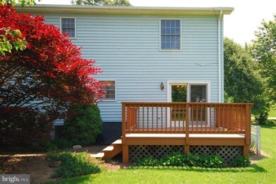 867 Carrier Dr, Strasburg, VA 22657 - photo 6