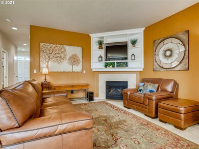 1619 NE 10th Place, Canby, OR 97013 - photo 5