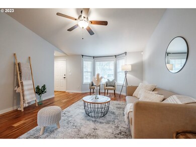 1615 Lilly Ct, Newberg, OR 97132 - photo 6